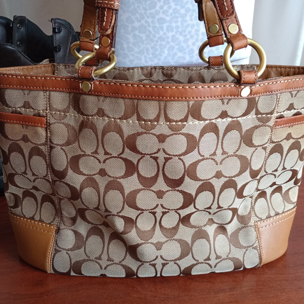 Coach Brown Signature Shoulder Bag